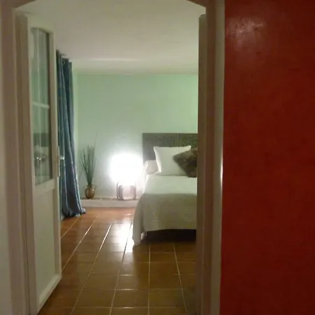 Chez Nous Отель типа 